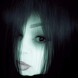 Meet your Posher, Yvette